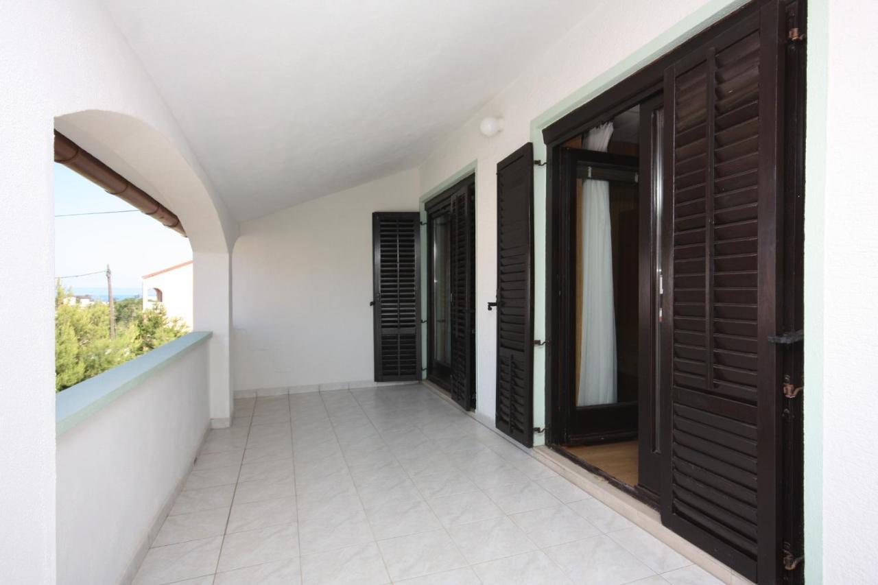 Apartments For Families With Children Lopar, Rab - 10402 Exteriér fotografie